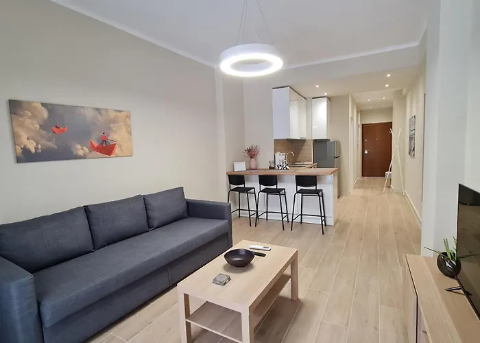 Kyana Luxury