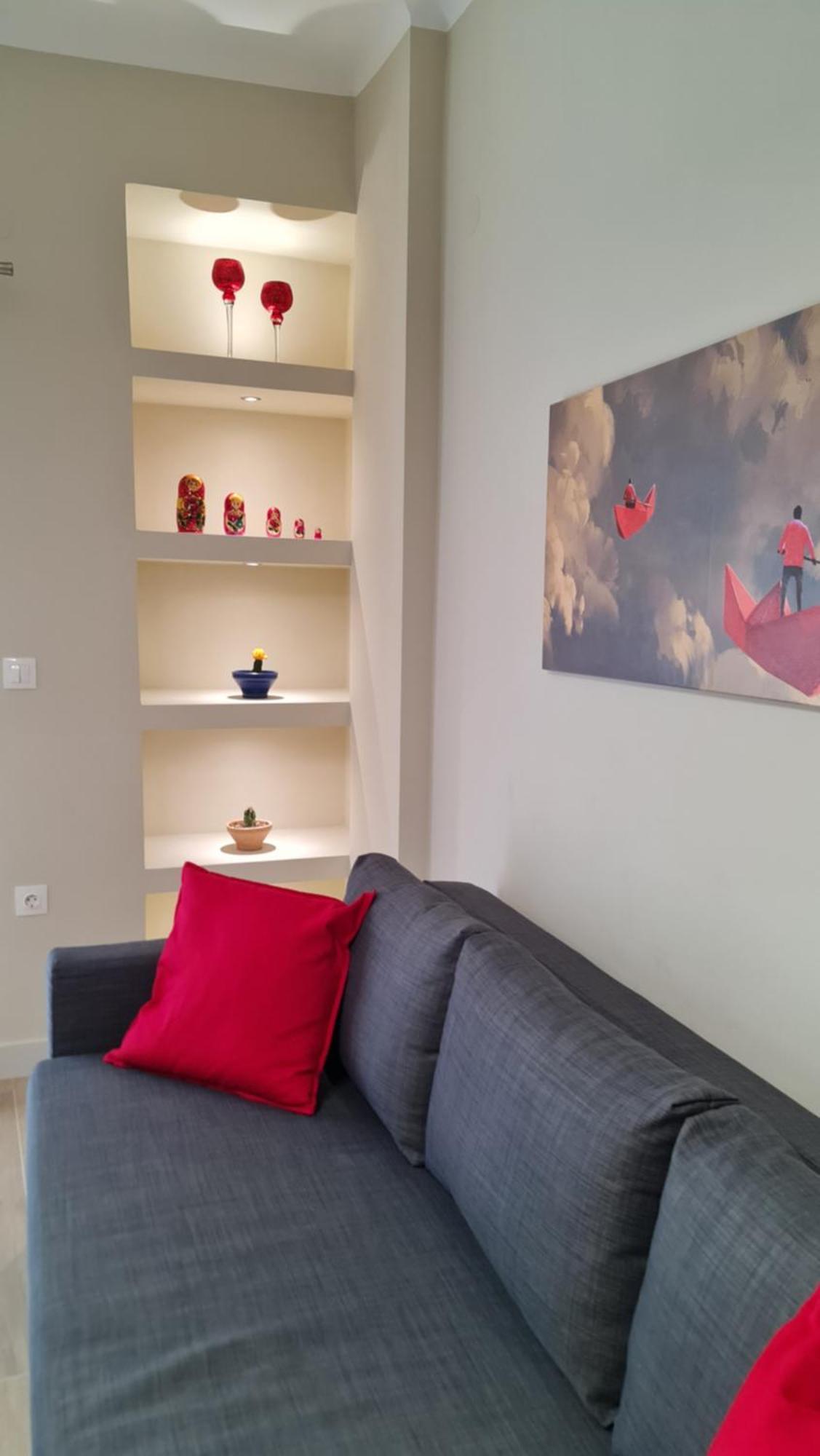 Kyana Luxury